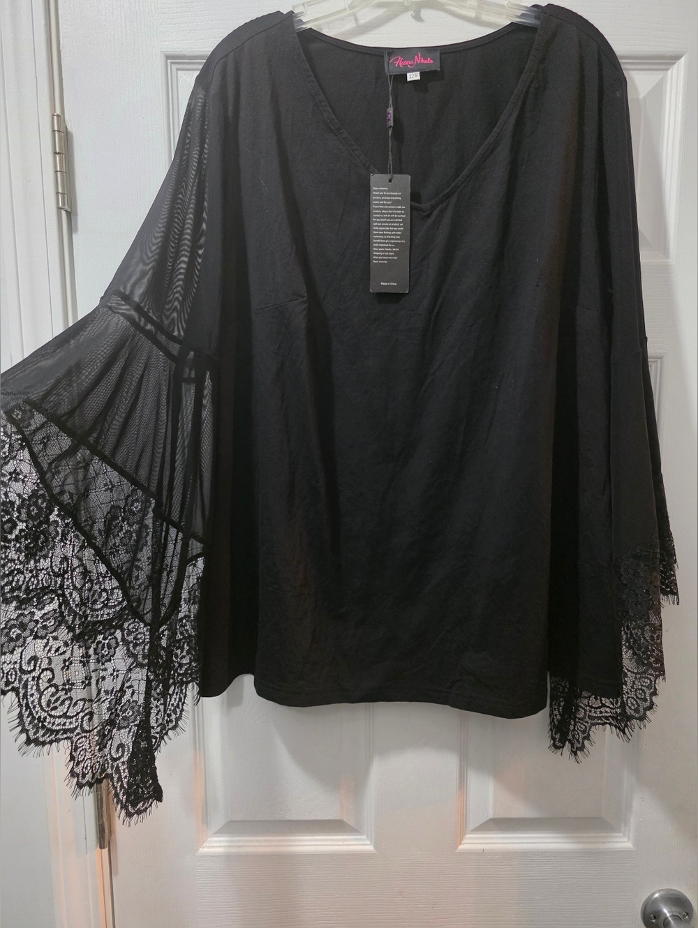 Black Lace Bell Sleeve Tunic - NOBRAND